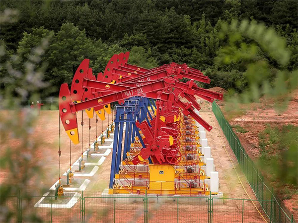 Efficient Production Enhancement of Coalbed Methane in Huabei Oilfield(图1)