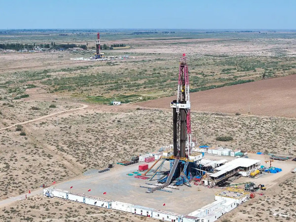 Xinjiang Oilfield Drives Efficient Shale Oil Development through Innovation(图1)